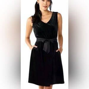 DRAPER JAMES RSVP™ Velvet Bow Back Dress Black Size XXL